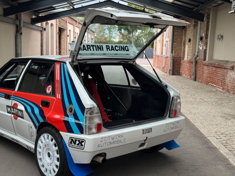 Lancia Delta Integrale 16V Martini Design
