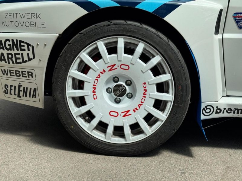 Lancia Delta Integrale 16V Martini Design