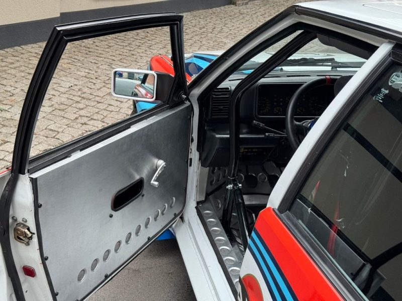 Lancia Delta Integrale 16V Martini Design
