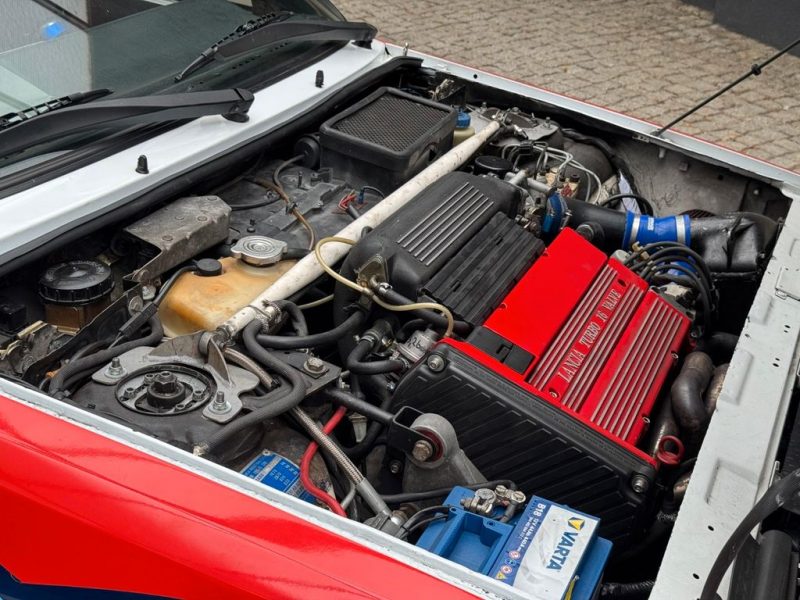 Lancia Delta HF Integrale 16V