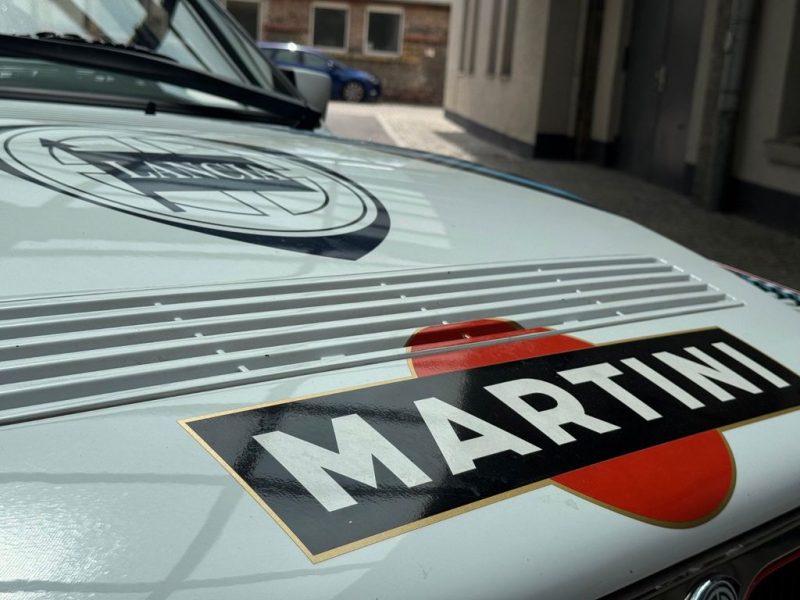 Lancia Delta Integrale 16V Martini Design