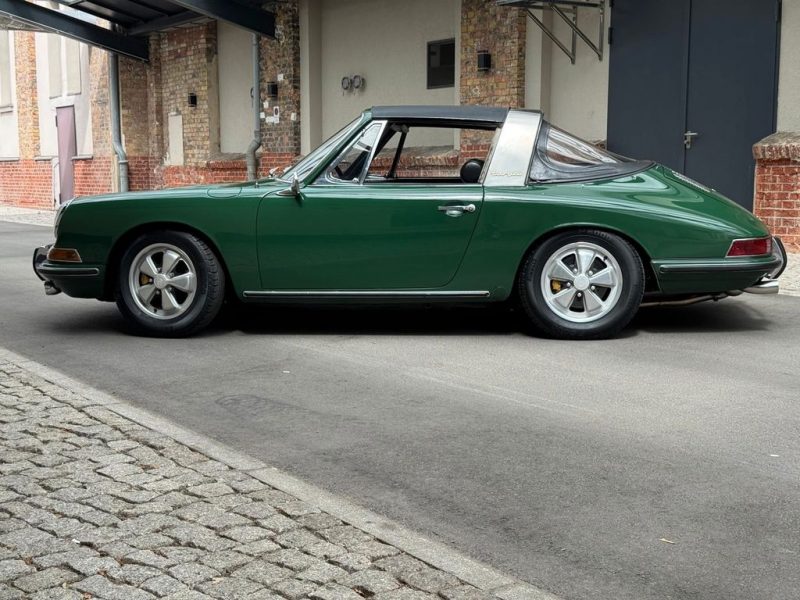 Porsche 911 Targa Softwindow
