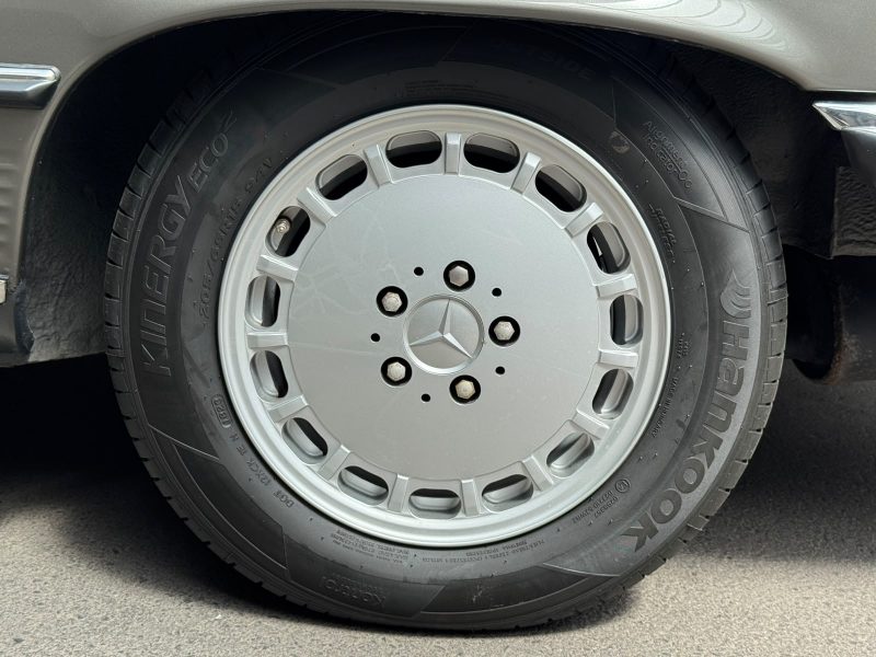 Mercedes-Benz 420 SL