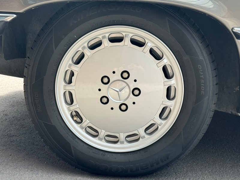 Mercedes-Benz 420 SL